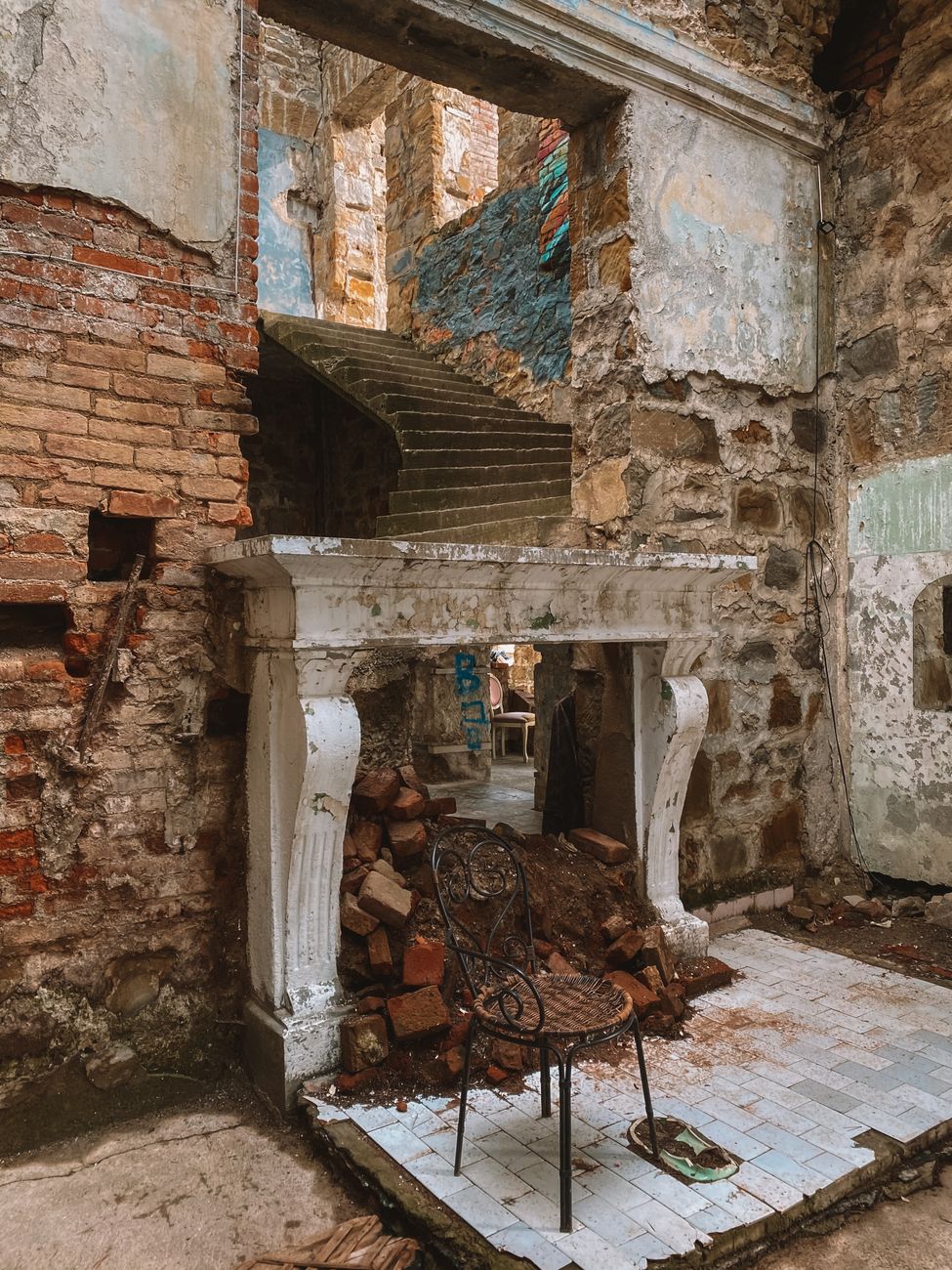 Ruins of Nora Interior